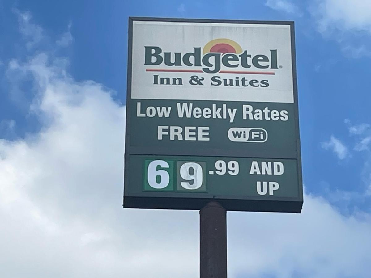 Budgetel Inn&Suites - Louisville-Jefferson County Extérieur photo